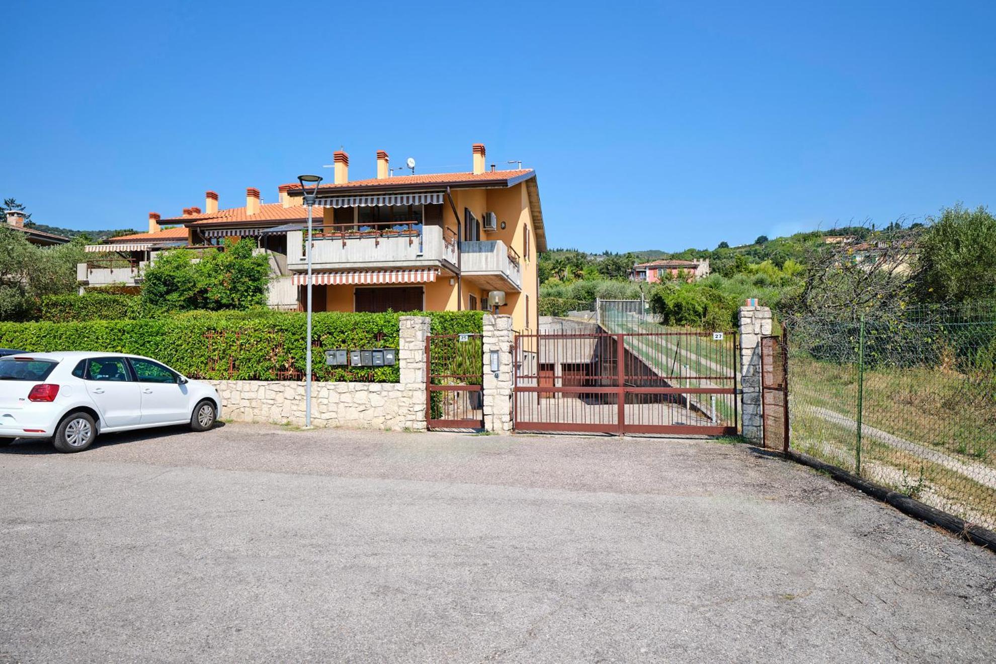 Vela Bianca Garda Apartment